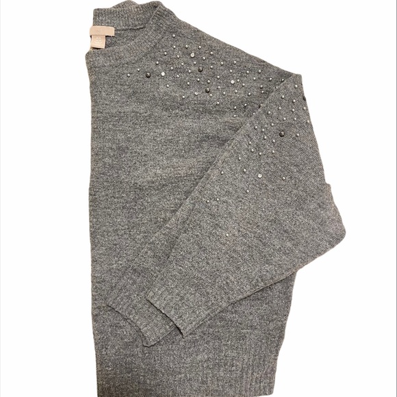 Embellished Sweater // H&M - Picture 2 of 5